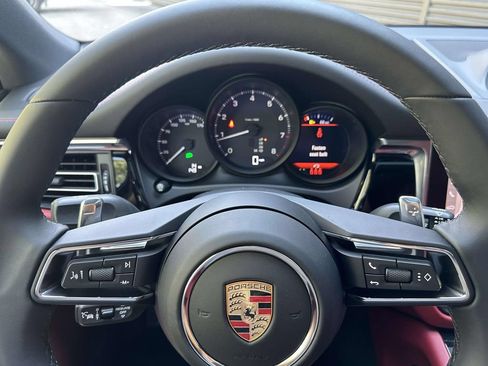 Certified 2026 Porsche Macan Turbo AWD/4WD image 19