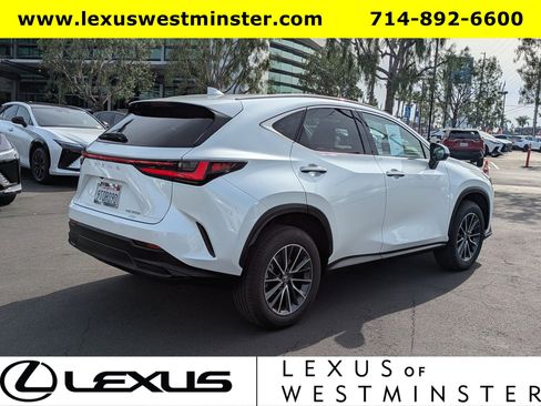 Used 2025 Lexus NX 350h NX 350h Premium image 8