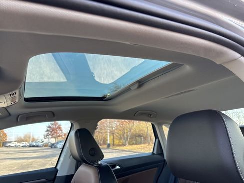 New 2026 Volkswagen Jetta SEL image 5