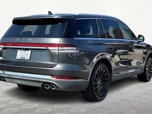 Used 2020 Lincoln Aviator Reserve image 2