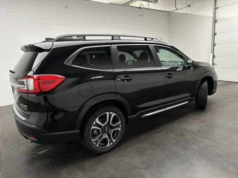 New 2026 Subaru Ascent Limited image 8