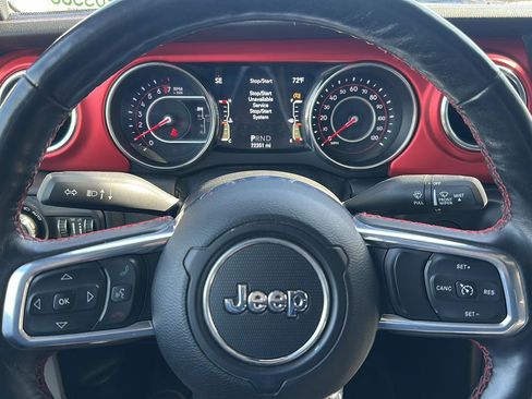 Used 2021 Jeep Gladiator Rubicon image 7