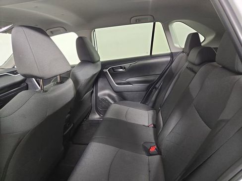 Used 2025 Toyota RAV4 XLE image 15