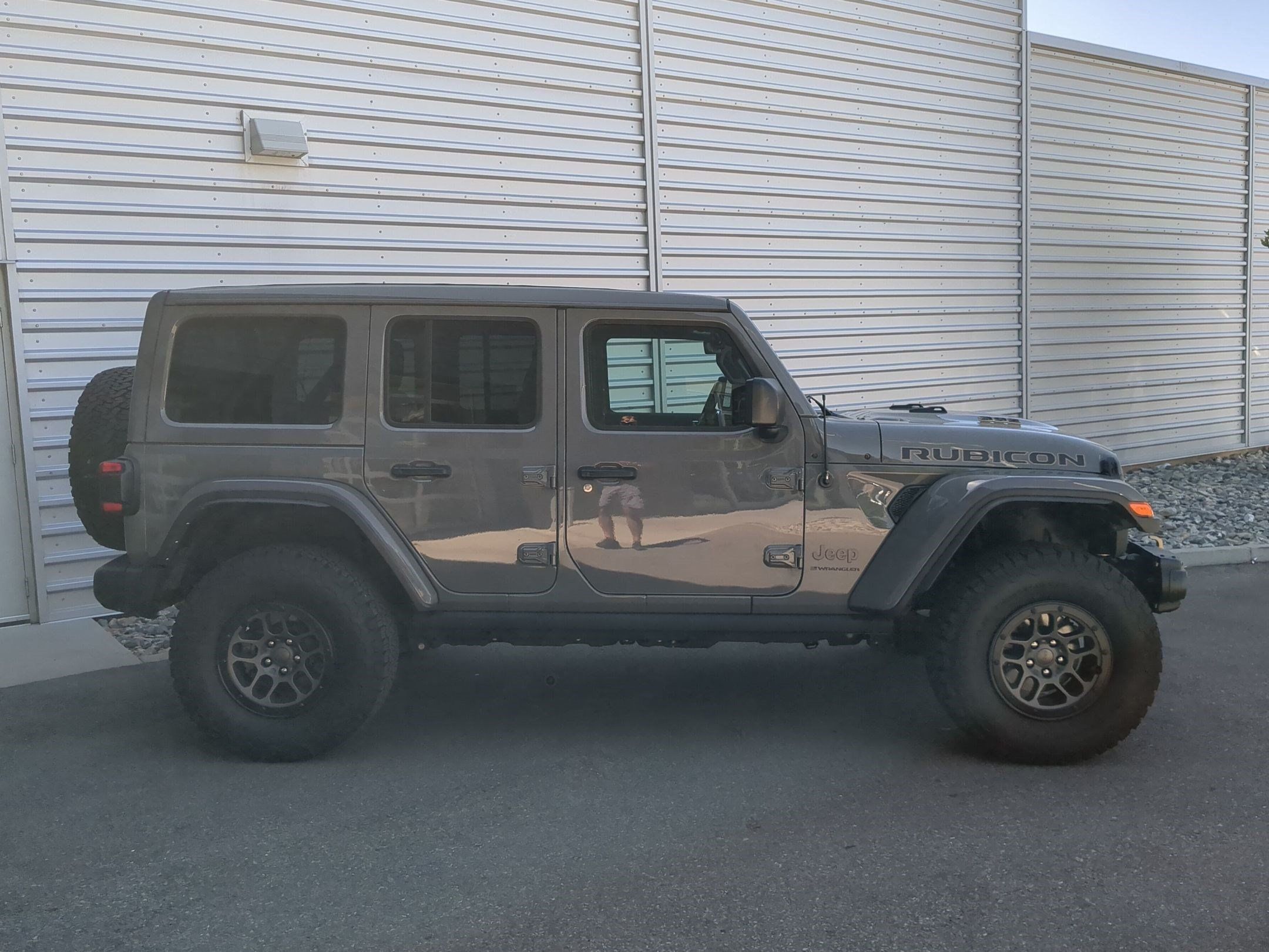 Used 2023 Jeep Wrangler Unlimited Rubicon 392 w/ Xtreme Recon 35" Tire Package AWD/4WD image 4