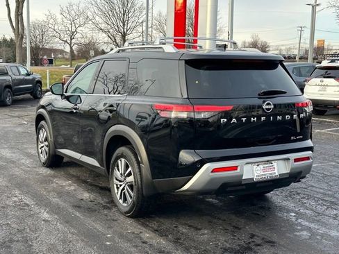 Certified 2025 Nissan Pathfinder SL AWD/4WD image 6