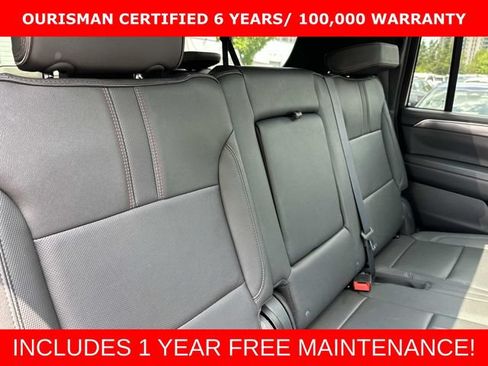 Used 2024 Chevrolet Suburban RST w/ Luxury Package AWD/4WD image 13