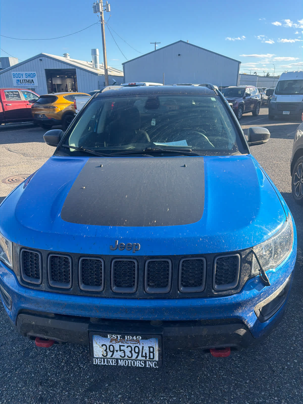 Used 2019 Jeep Compass Trailhawk w/ Cold Weather Group AWD/4WD image 2