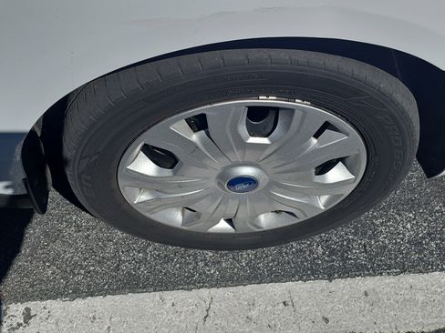 Used 2019 Ford Transit Connect XLT w/ Driver-Assist Package image 10