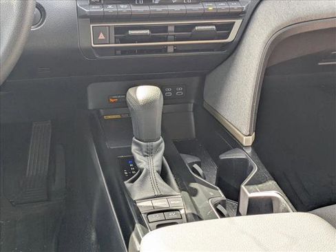 Used 2025 Toyota Camry LE w/ Convenience Package image 11