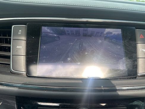 Used 2020 Buick Enclave Essence w/ Sport Touring Edition AWD/4WD image 10