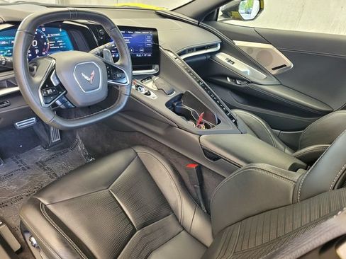 Used 2023 Chevrolet Corvette Stingray Preferred Conv w/ Z51 Performance Package RWD image 19