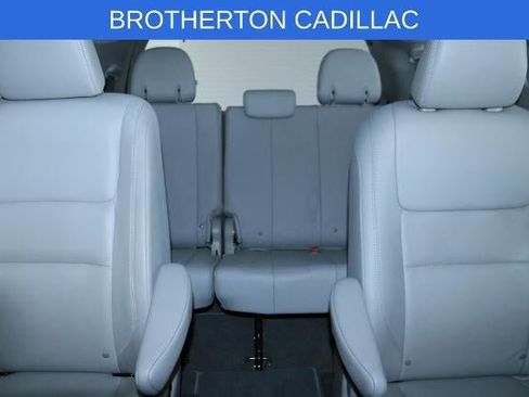 Used 2020 Toyota Sienna XLE w/ XLE Navigation Package FWD image 33