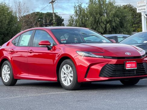 New 2026 Toyota Camry LE image 10