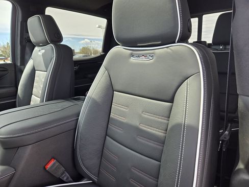 New 2026 GMC Sierra 1500 AT4X AWD/4WD image 18