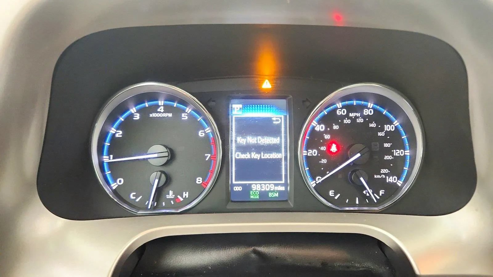 Used 2018 Toyota RAV4 Limited w/ All Weather Liner Package AWD/4WD image 18