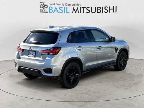 Used 2025 Mitsubishi Outlander Sport LE image 5