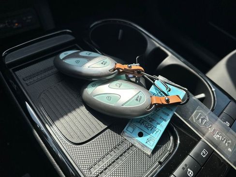 New 2025 Hyundai Ioniq 5 SEL image 34