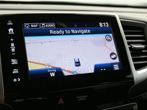 Used 2018 Honda Pilot Elite image 36