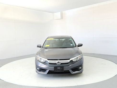 Used 2018 Honda Civic EX-T image 8