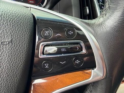 Used 2018 Cadillac Escalade Premium Luxury AWD/4WD image 16