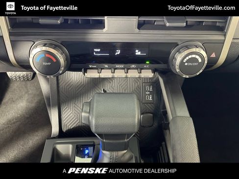 Used 2026 Toyota Tacoma SR5 AWD/4WD image 34