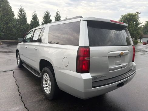 Used 2018 Chevrolet Suburban LT AWD/4WD image 3