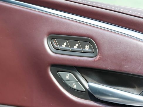 Used 2021 Cadillac Escalade ESV Premium Luxury Platinum AWD/4WD image 14