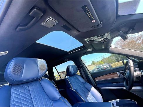 Certified 2026 Cadillac Vistiq Premium Luxury image 26