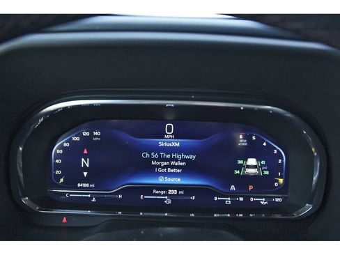 Used 2024 Chevrolet Suburban RST w/ Luxury Package image 8