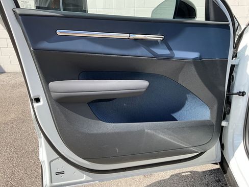 New 2026 Volvo EX30 Plus w/ Protection Package Premier image 10