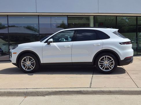 Certified 2026 Porsche Cayenne AWD/4WD image 2