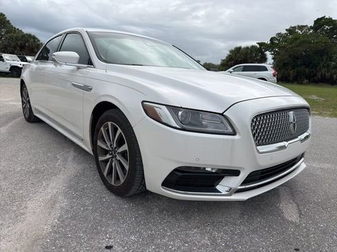 Used 2019 Lincoln Continental Premiere image 1