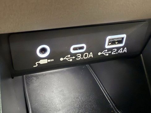 Certified 2024 Subaru Outback Premium image 25