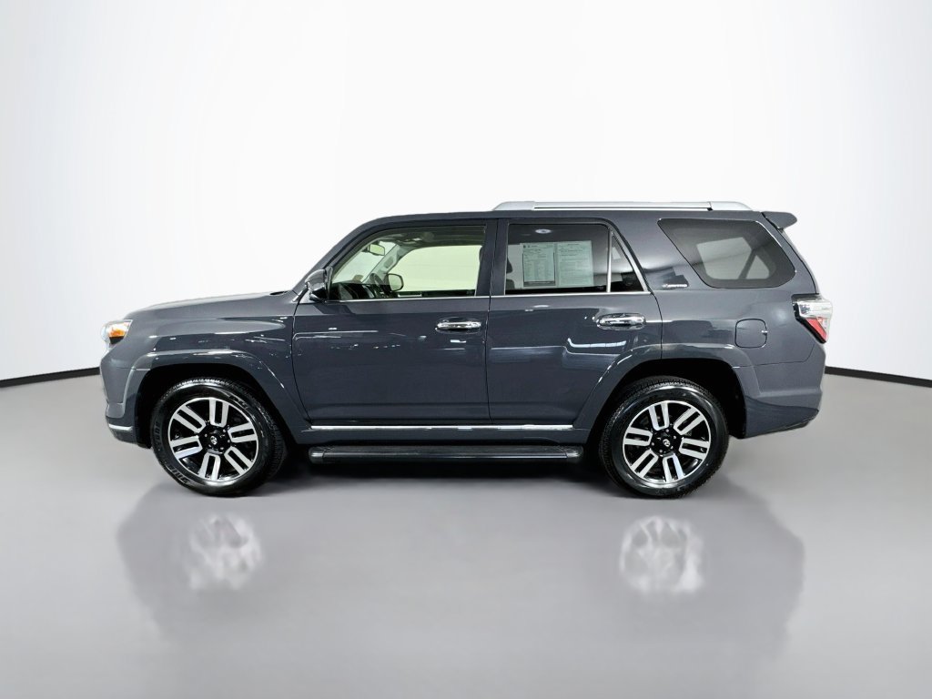 Used 2024 Toyota 4Runner Limited AWD/4WD image 5