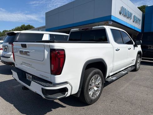 Used 2023 GMC Sierra 1500 Denali w/ Technology Package RWD image 9