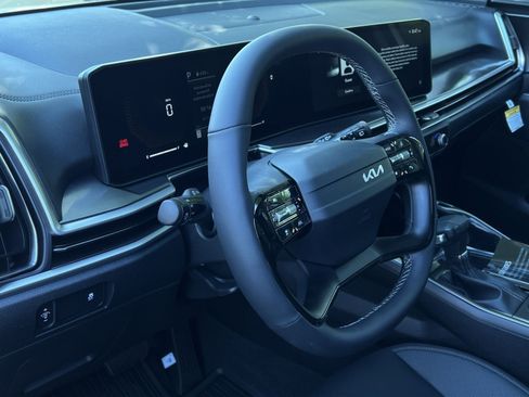 New 2026 Kia Sorento S FWD image 21