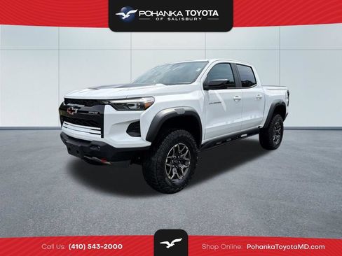 Used 2024 Chevrolet Colorado ZR2 w/ ZR2 Convenience Package III AWD/4WD image 1