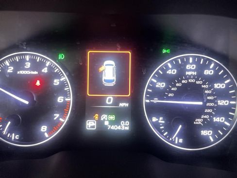 Used 2020 Subaru Outback Touring AWD/4WD image 13