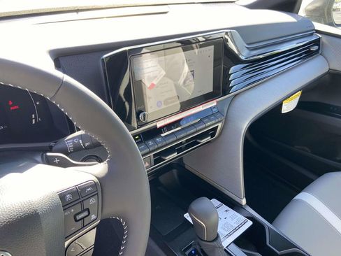 New 2026 Toyota Camry SE image 20