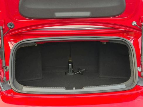 Used 2013 Volkswagen Beetle TDI FWD image 39
