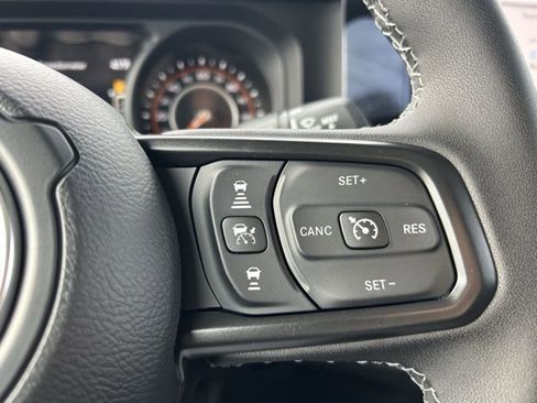 New 2026 Jeep Gladiator Sport AWD/4WD image 16