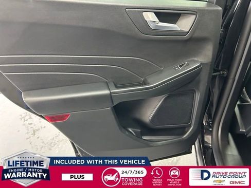 Used 2025 Ford Escape ST-Line FWD image 23