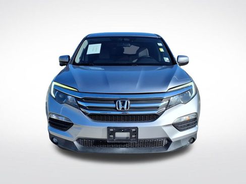 Used 2017 Honda Pilot EX image 2