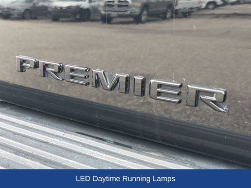 Used 2021 Chevrolet Tahoe Premier AWD/4WD image 33