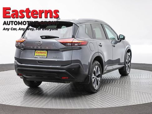 Used 2023 Nissan Rogue SV w/ SV Premium Package AWD/4WD image 5