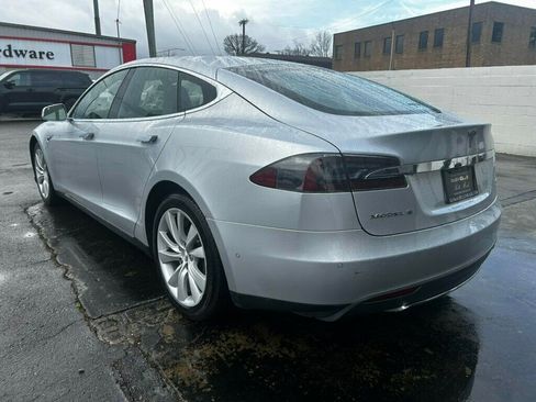 Used 2015 Tesla Model S AWD image 3