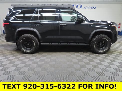 Used 2025 Toyota Sequoia SR5 image 2