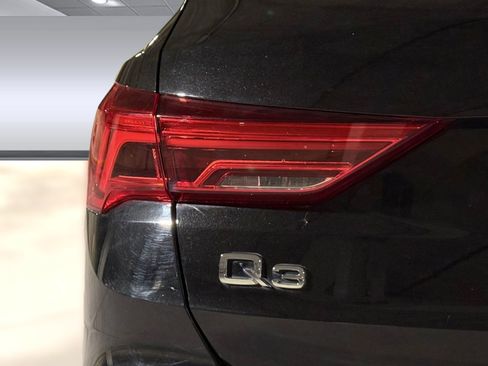 Used 2023 Audi Q3 2.0T Premium Plus image 13
