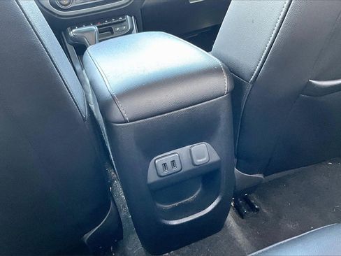 Used 2018 Chevrolet Colorado ZR2 image 31