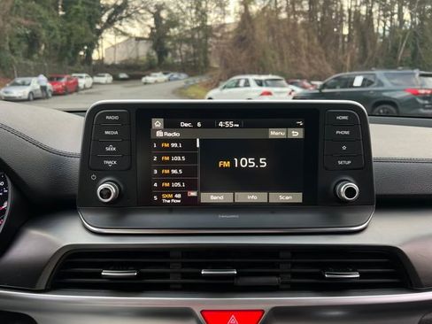 Used 2020 Kia Telluride S w/ S 8 Passenger Seating Package image 25